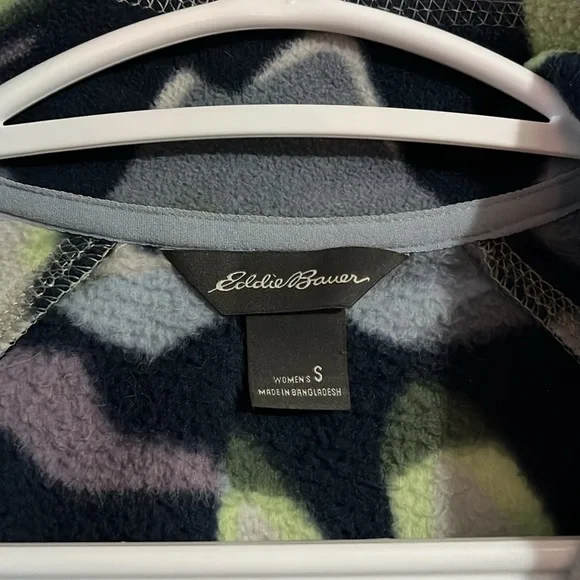 Like New Eddie Bauer Fleece - Picture 2 of 3